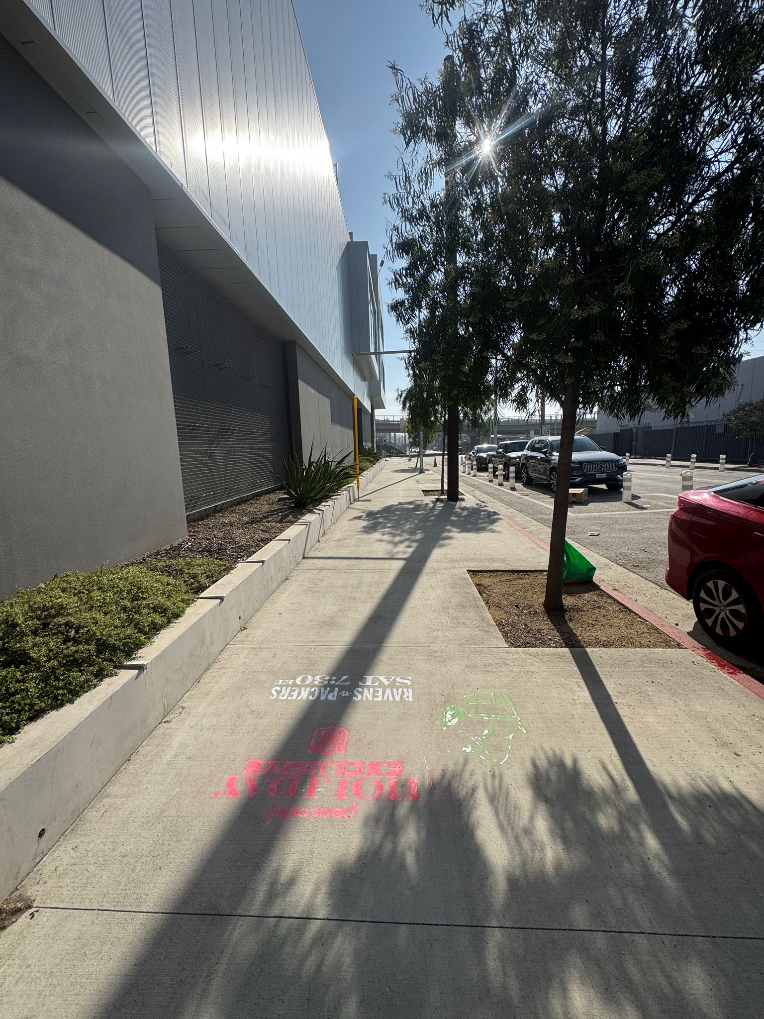 Stencil 8.9 Arts District Hope St